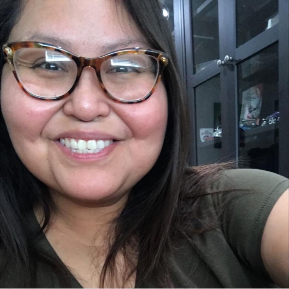 🌻🌻🌻Meet your Posher, Carol Arrowhead I am a Native American Woman! 💜💜💜